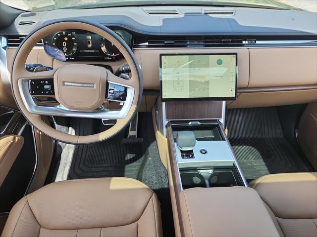 2026 Land Rover Range Rover P400 SE 7 Seat