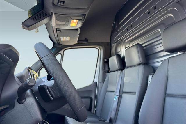 2026 Mercedes-Benz Sprinter 2500 High Roof 4-Cyl Diesel HO
