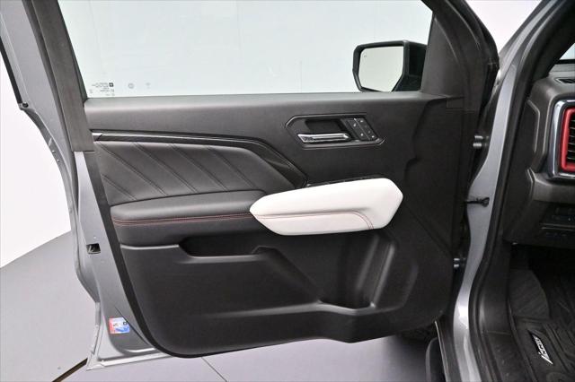 2023 GMC Canyon 4WD Crew Cab Short Box AT4X