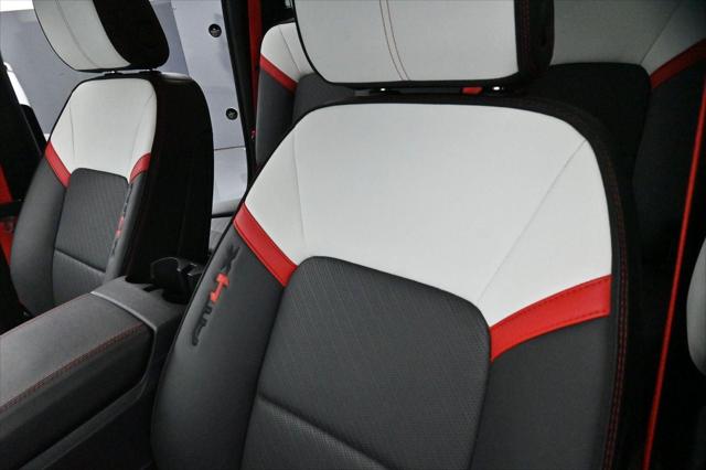 2023 GMC Canyon 4WD Crew Cab Short Box AT4X