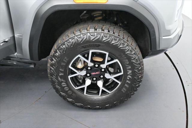 2023 GMC Canyon 4WD Crew Cab Short Box AT4X