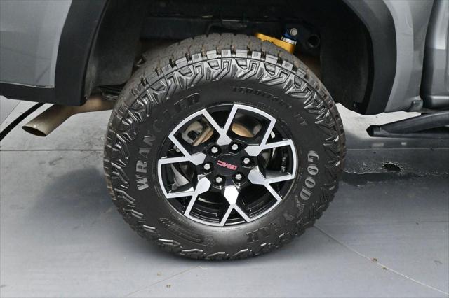 2023 GMC Canyon 4WD Crew Cab Short Box AT4X