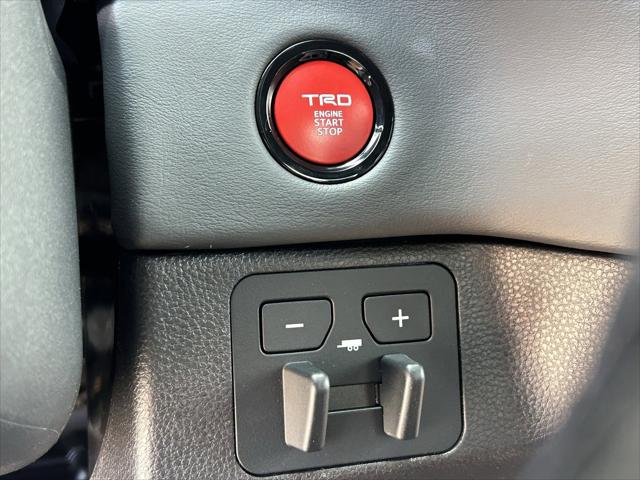 2026 Toyota Tundra Platinum CrewMax 5.5' Bed