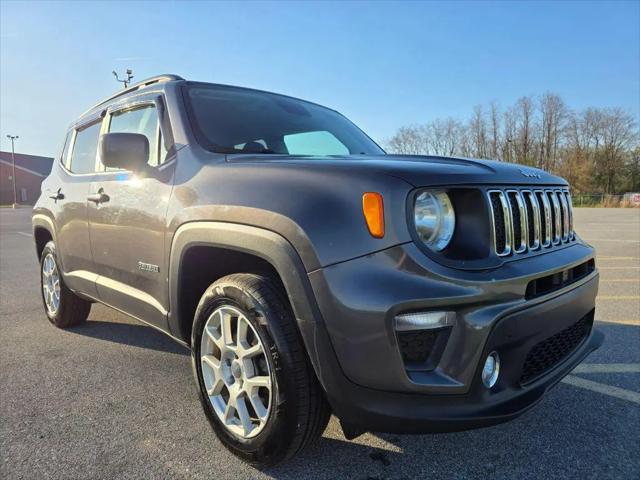 2019 Jeep Renegade Latitude 4x4 for sale in Ranson, WV