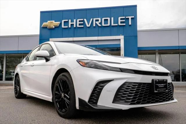 2025 Toyota Camry SE for sale in Glendale, WI