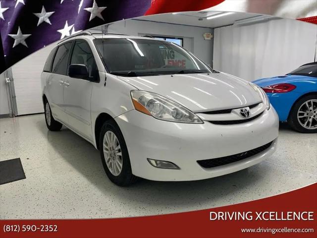 2008 Toyota Sienna XLE for sale in Jeffersonville, IN
