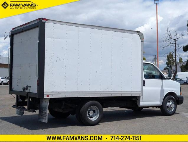 2010 Chevrolet Express Cutaway Work Van