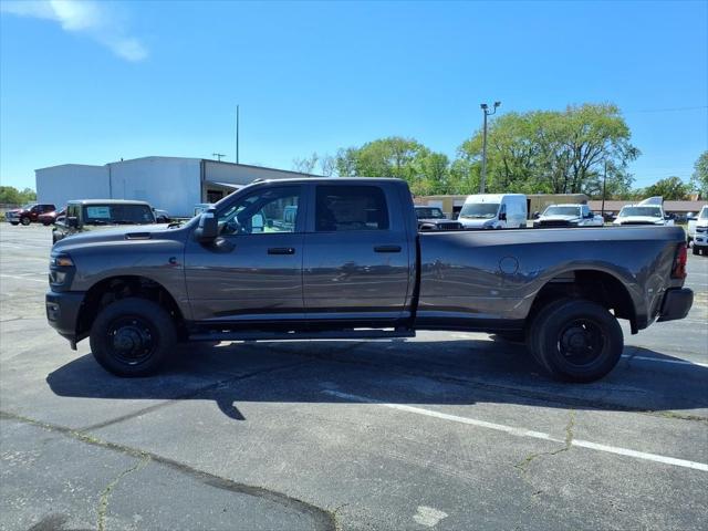 2026 Ram 3500 Tradesman Crew Cab 4x4 8' Box