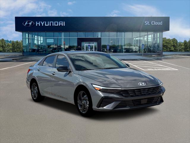 2026 Hyundai Elantra SEL Sport Premium
