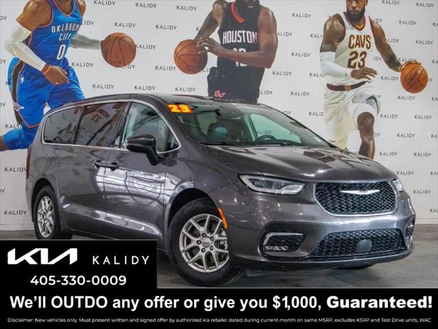2023 Chrysler Pacifica Touring L for sale in Edmond, OK