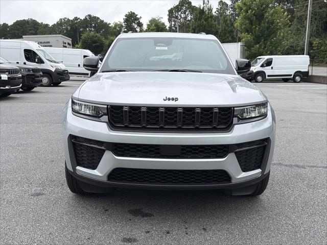 2026 Jeep Grand Cherokee GRAND CHEROKEE LAREDO ALTITUDE 4X2