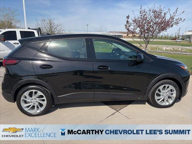 2027 Chevrolet Bolt LT FWD