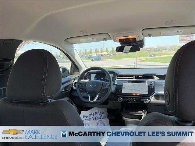 2027 Chevrolet Bolt LT FWD