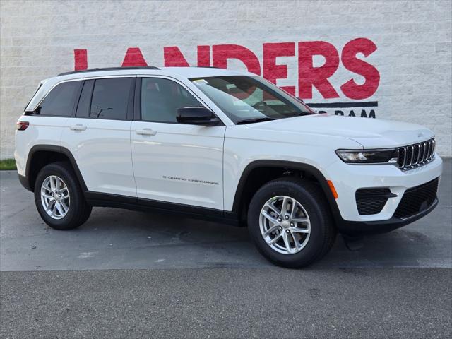 2026 Jeep Grand Cherokee GRAND CHEROKEE LAREDO 4X2
