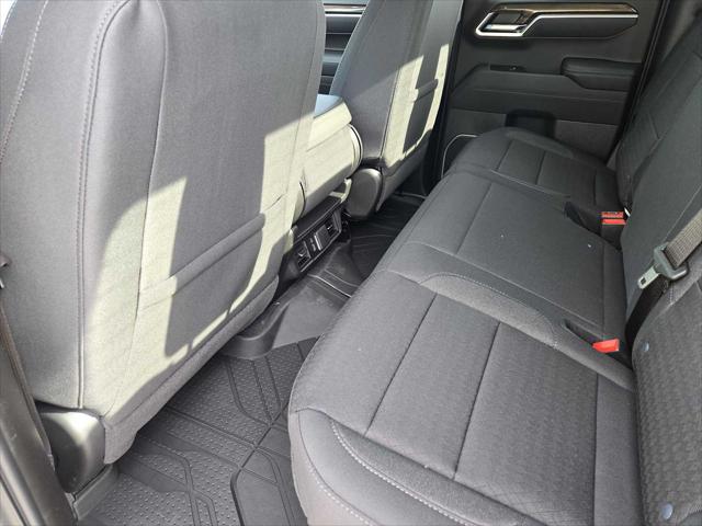 2026 Chevrolet Silverado 1500 4WD Double Cab Standard Bed RST