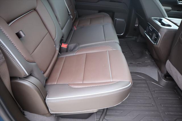 2026 GMC Sierra 2500HD Crew Cab, Standard Bed, Denali, 4WD