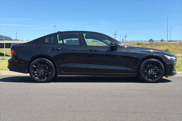 2024 Volvo S60 B5 Plus Black Edition