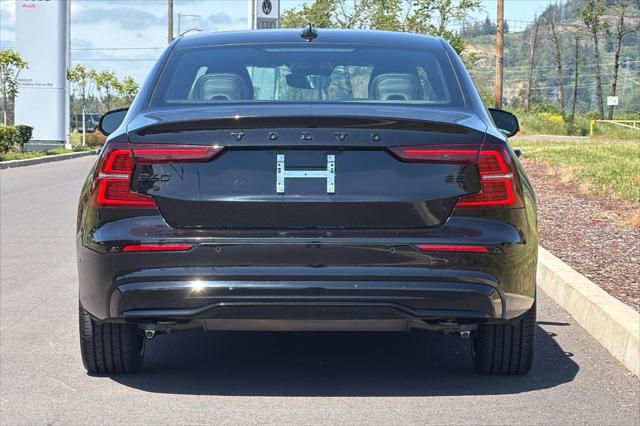 2024 Volvo S60 B5 Plus Black Edition
