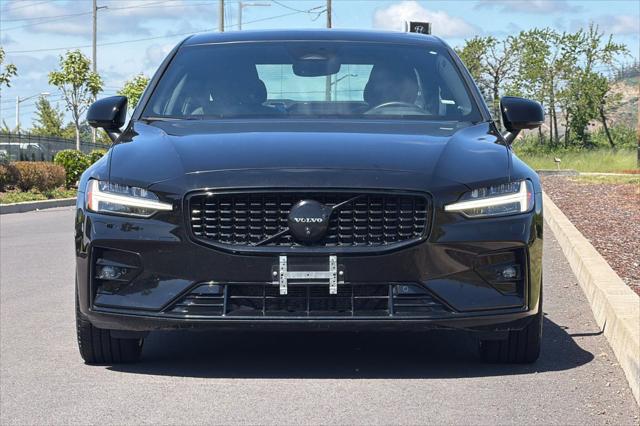 2024 Volvo S60 B5 Plus Black Edition