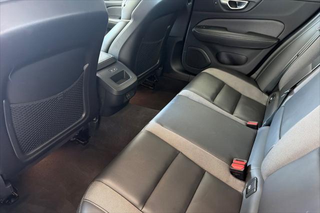 2024 Volvo S60 B5 Plus Black Edition