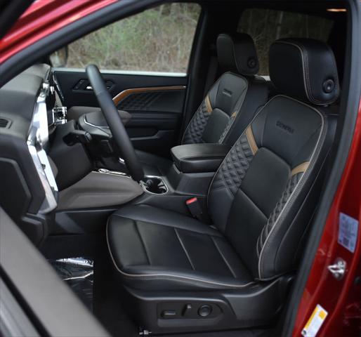 2023 GMC Canyon 4WD Crew Cab Short Box Denali