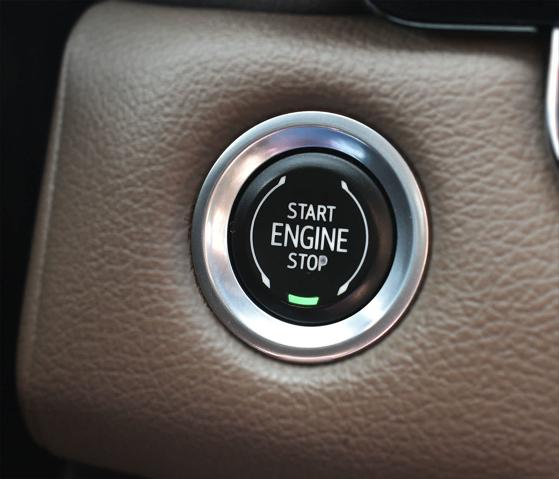 2023 GMC Canyon 4WD Crew Cab Short Box Denali