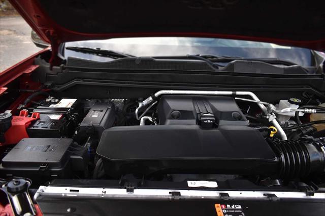2023 GMC Canyon 4WD Crew Cab Short Box Denali