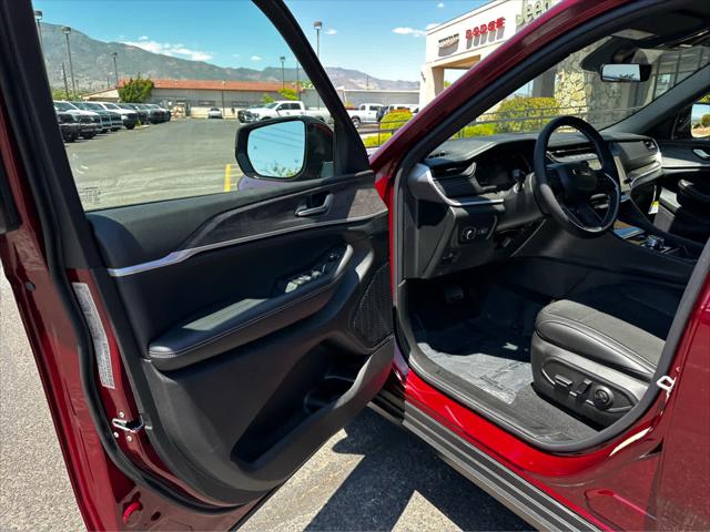 2026 Jeep Grand Cherokee L Altitude 4x4