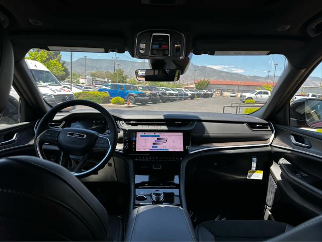 2026 Jeep Grand Cherokee L Altitude 4x4