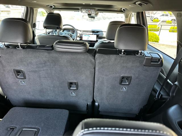 2026 Jeep Grand Cherokee L Altitude 4x4