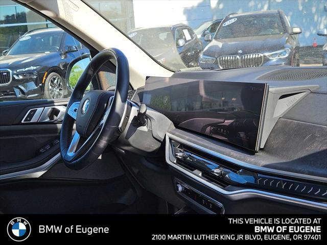 2025 BMW X7 xDrive40i