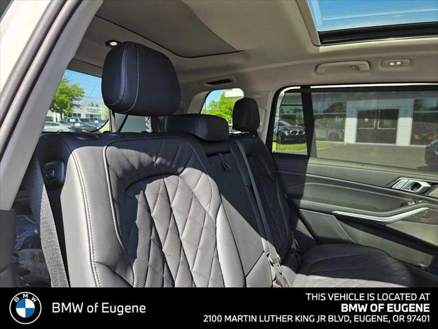 2025 BMW X7 xDrive40i