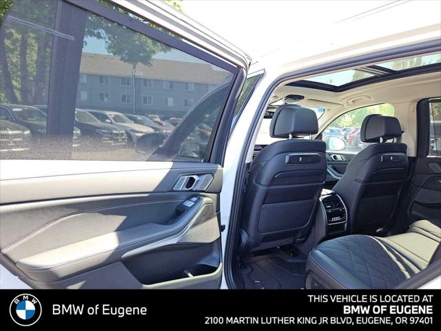 2025 BMW X7 xDrive40i