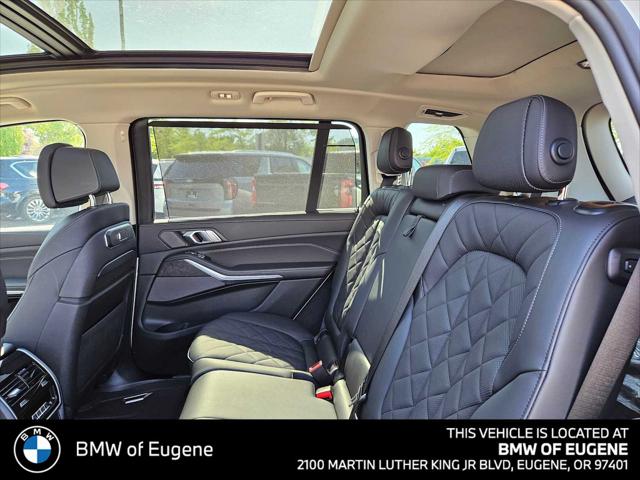 2025 BMW X7 xDrive40i