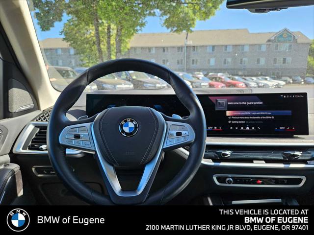 2025 BMW X7 xDrive40i