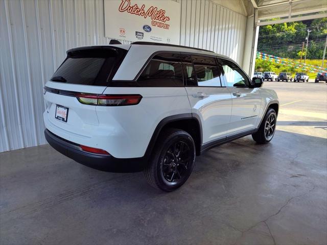 2026 Jeep Grand Cherokee GRAND CHEROKEE LAREDO ALTITUDE 4X4 2026 Jeep Grand Cherokee GRAND CHEROKEE LAREDO ALTITUDE 4X4