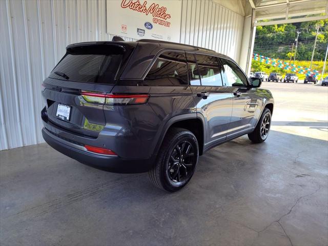 2026 Jeep Grand Cherokee GRAND CHEROKEE LAREDO ALTITUDE 4X4 2026 Jeep Grand Cherokee GRAND CHEROKEE LAREDO ALTITUDE 4X4