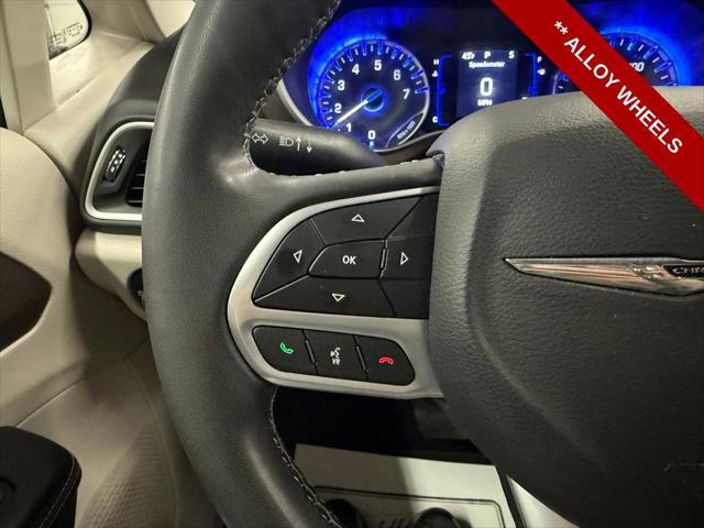 2022 Chrysler Voyager LX