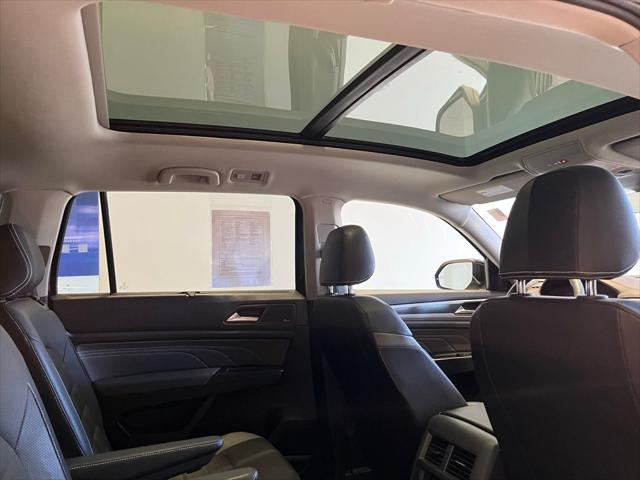 2023 Volkswagen Atlas 3.6L V6 SEL Premium R-Line