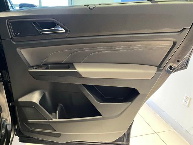 2023 Volkswagen Atlas 3.6L V6 SEL Premium R-Line