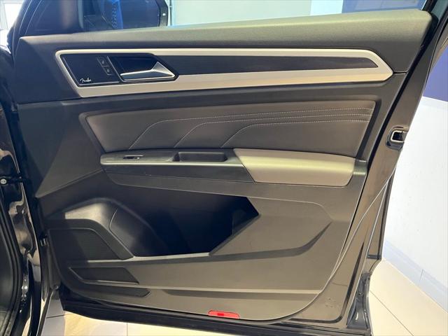 2023 Volkswagen Atlas 3.6L V6 SEL Premium R-Line