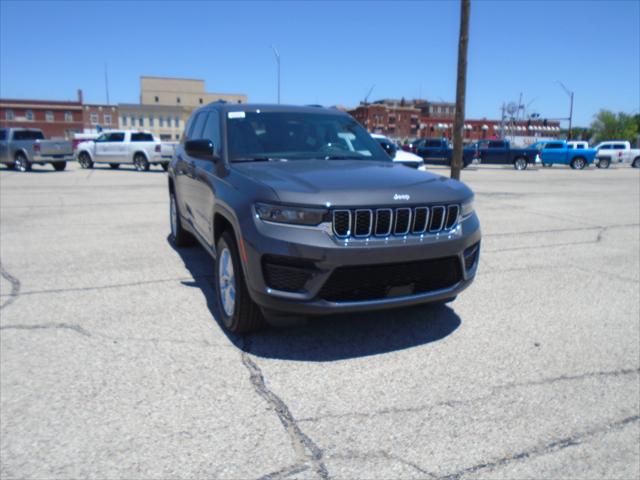 2026 Jeep Grand Cherokee GRAND CHEROKEE LAREDO X 4X4 2026 Jeep Grand Cherokee GRAND CHEROKEE LAREDO X 4X4