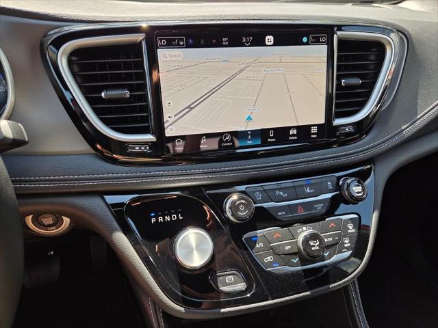 2027 Chrysler Pacifica Limited