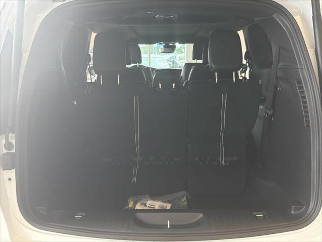 2027 Chrysler Pacifica Limited