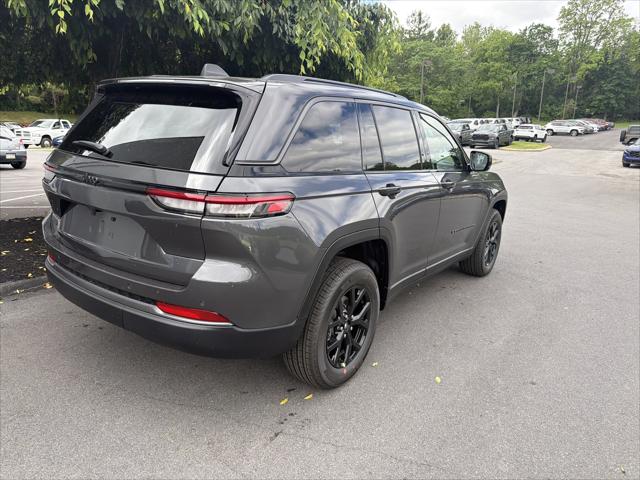 2026 Jeep Grand Cherokee GRAND CHEROKEE LAREDO ALTITUDE 4X4 2026 Jeep Grand Cherokee GRAND CHEROKEE LAREDO ALTITUDE 4X4