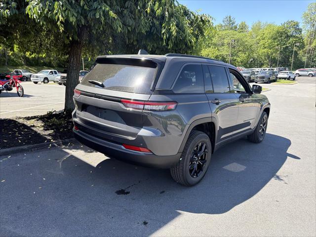 2026 Jeep Grand Cherokee Altitude 4x4