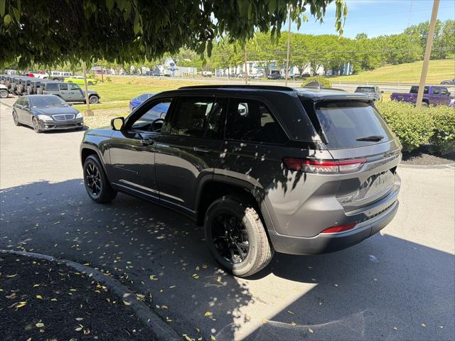 2026 Jeep Grand Cherokee Altitude 4x4