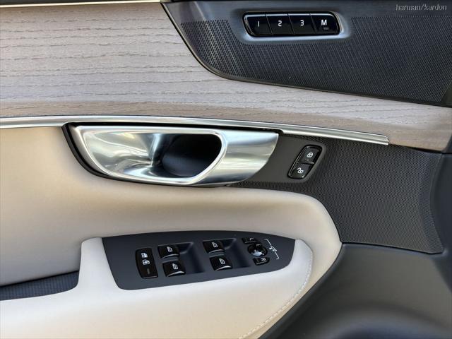 2026 Volvo XC90 Plug-In Hybrid Plus, T8 AWD, Electric/Gasoline, Bright, 7 Seats