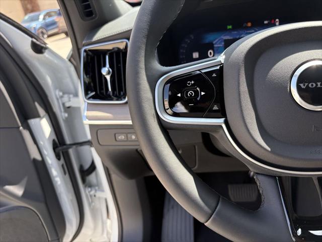 2026 Volvo XC90 Plug-In Hybrid Plus, T8 AWD, Electric/Gasoline, Bright, 7 Seats