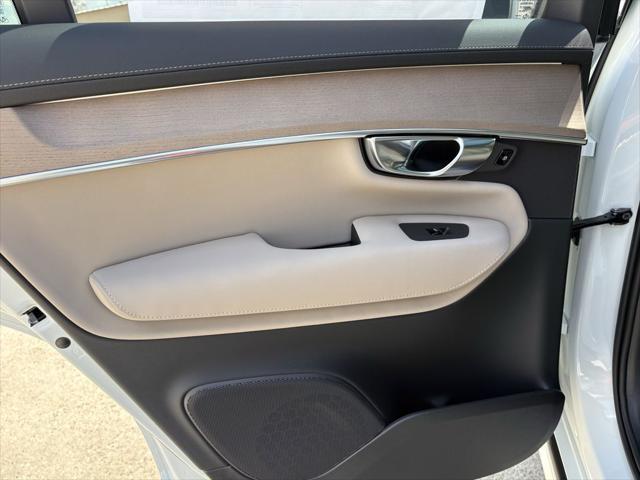 2026 Volvo XC90 Plug-In Hybrid Plus, T8 AWD, Electric/Gasoline, Bright, 7 Seats